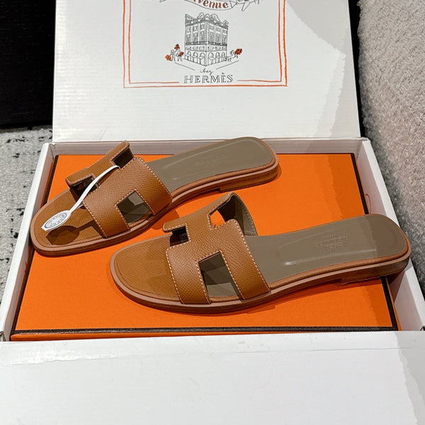 HM 25 Oran Sandal Gold Epsom Etoupe Calfskin