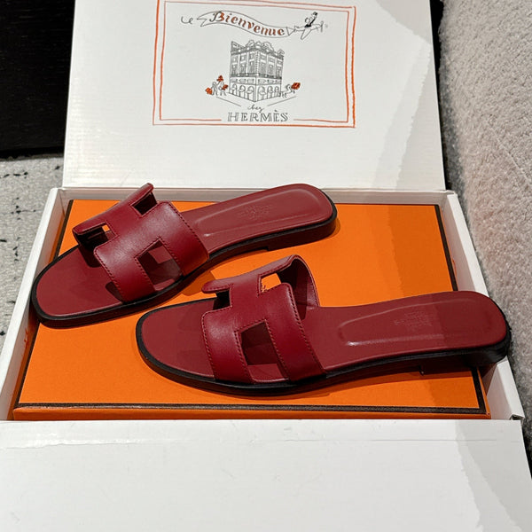 HM 25 Oran Sandal Dard Red Black Calfskin
