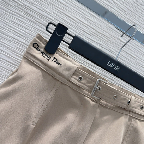 CD 25 Short Beige Polyester