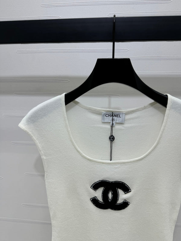 Chanel 25 White Tank Top Square Neck Knitted