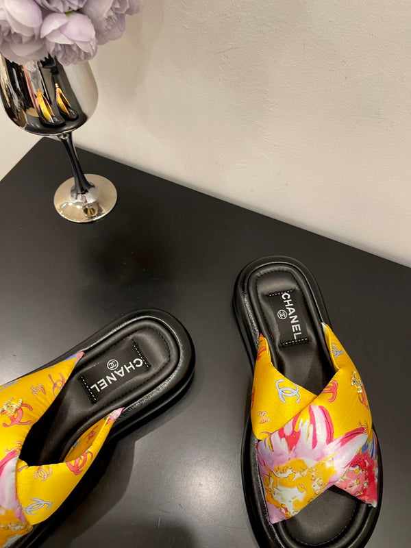 CC 25 Platform Slide Yellow Cloth Sheepskin 34737