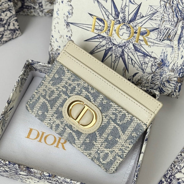 CD 30 Montaigne Freesia Card Holder 10cm White Grey Jacquard