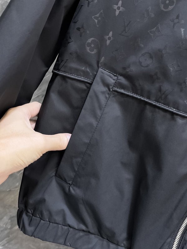 GIACCA CON CAPPUCCIO LV NERA 239027