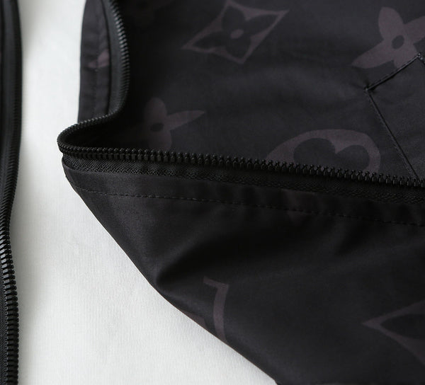 GIACCA CON CAPPUCCIO MONOGRAMMA NERO LV 238975