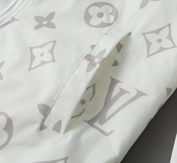 GIACCA CON CAPPUCCIO MONOGRAMMA BIANCO LV 238986