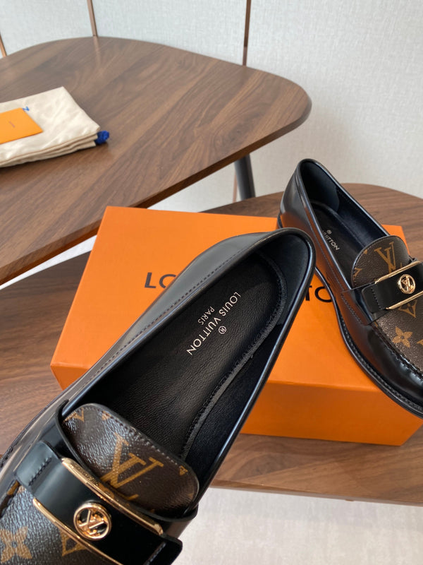 LV Academy Loafer Brown Monogram Canvas & Black Patent Leather 477728