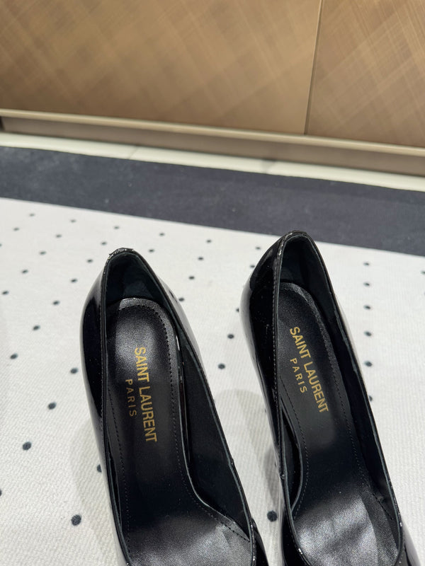 NORMA PUMPS IN BLACK GLOSSY SHEEPSKIN