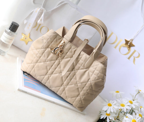 CD Toujours Bag 28.5 Light Beige Calfskin