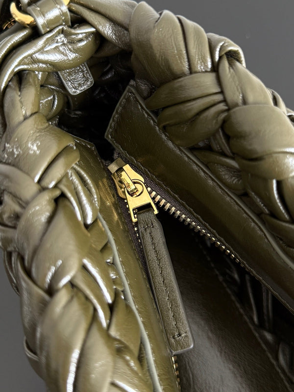 BV Kalimero chacha Bag 28.5cm Olive Leather