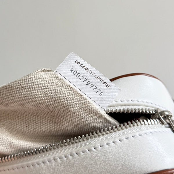 BV 25 Small Intrecciato Camera Bag 24.5cm White Cowhide HW