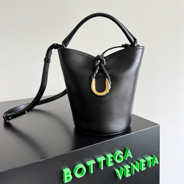 BV 25S Small Liberta Bag 22cm Black Calfskin GHW