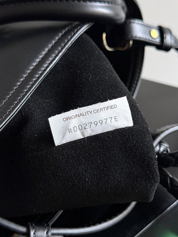 BV 25S Small Liberta Bag 22cm Black Calfskin GHW