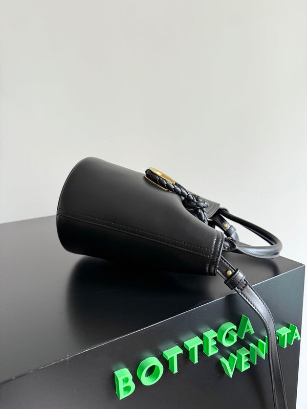 BV 25S Small Liberta Bag 22cm Black Calfskin GHW