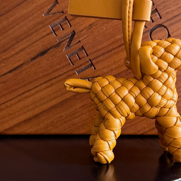 BV 25 Puppy Charm Orange leather