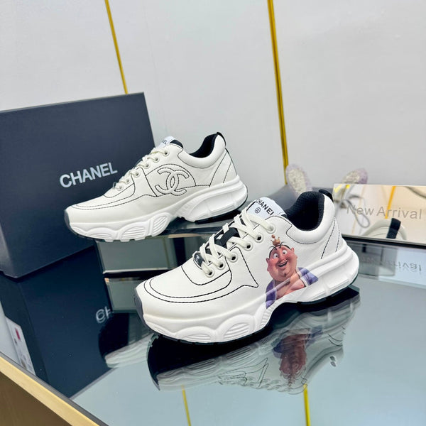 CC Sneaker White with Sticker Cowhide 238628