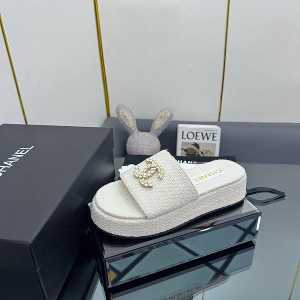 Ciabatta flatform CC 25 in tessuto bianco 238494