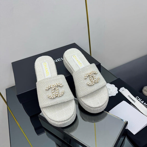 Ciabatta flatform CC 25 in tessuto bianco 238494