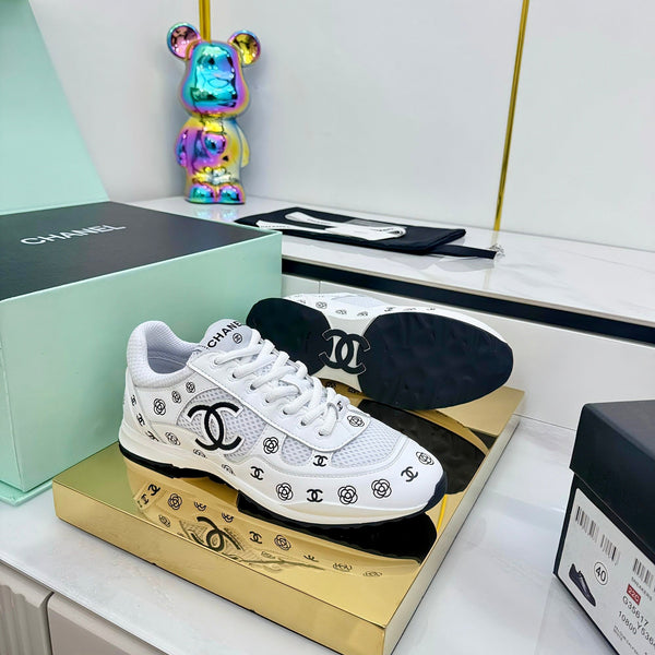 CC 25 Sneaker White Cowhide 331211