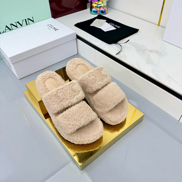 CL 25s Triomphe Slides 50mm Beige Wool & Rubber 434461