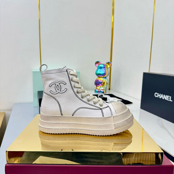 Chanel 25 High Sneaker White Cowhide 469781