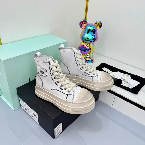 Chanel 25 High Sneaker White Cowhide 469781