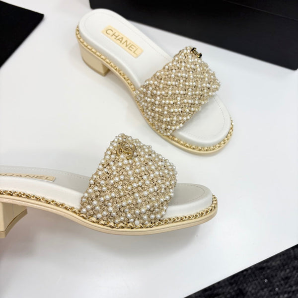 CC 25 Mules con tacco medio in velluto a coste perlato e pelle di agnello 270775