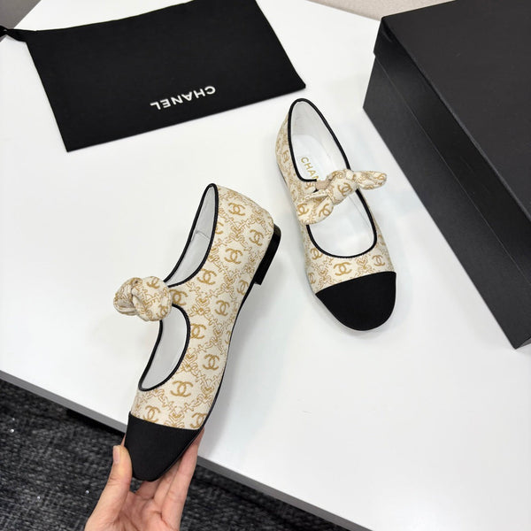 CC 25 Mary Jane Flats Fabric and Sheepskin 270785