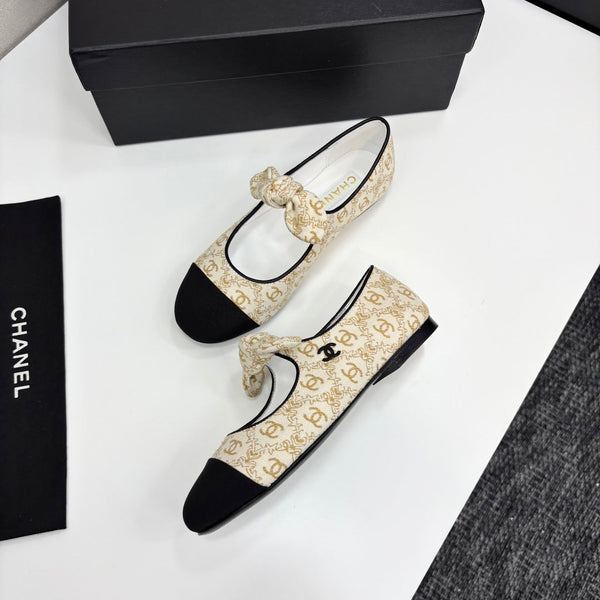 CC 25 Mary Jane Flats Fabric and Sheepskin 270785