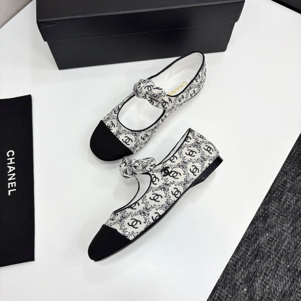 CC 25 Mary Jane Flats Fabric and Sheepskin 270785