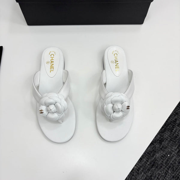 CC 25 Sandalo infradito in pelle di pecora 270792