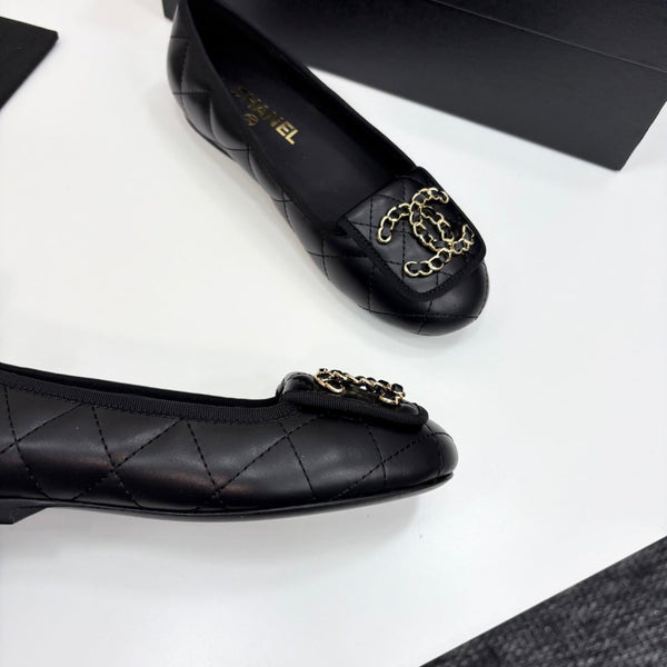 CC 25 Ballet Flat Large Logo Black Quilted Calfskin
