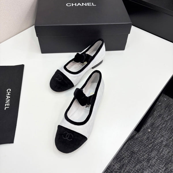 CC 25 Mary Janes In Black White Velvet And Sheepskin 352464