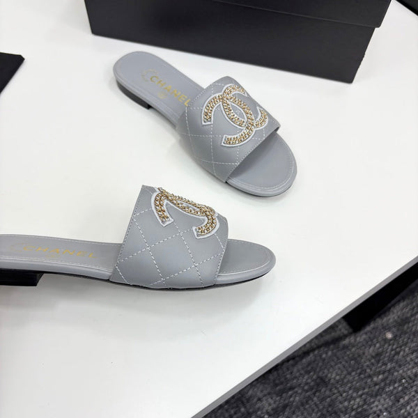 CC 25 Doubble Chain Embroidered Slippers Grey Quilted Sheepskin 352488