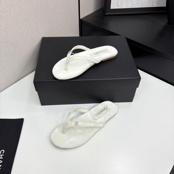 CC Crystal Logo Thong Sandal White Velvet 352477