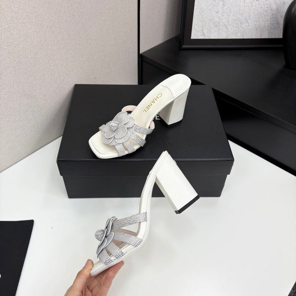 CC 25 Camellia Open Heel Mule Sandals 90mm Silver Stone Grain And Sheepskin 368845