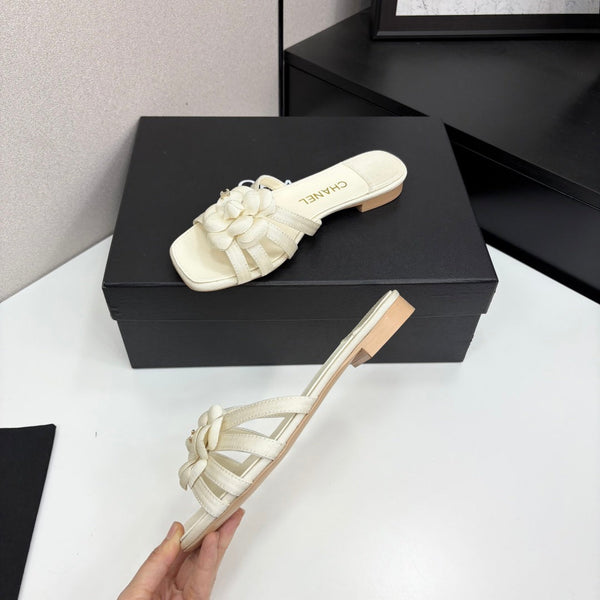 CC 25 Camellia Open Flat Mule Ivory Sheepskin And Fabric 368849