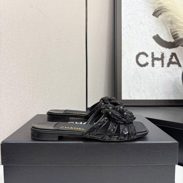 CC 25 Camellia Open Flat Mule Black Coarse Glitter Fabric And Sheepskin 368853