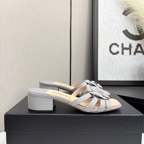 CC 25 Camellia Open Heel Mule Sandals 50mm Grey Beige Sheepskin And Fabric 368854