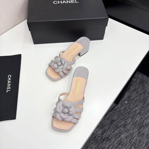 CC 25 Camellia Open Heel Mule Sandals 50mm Grey Beige Sheepskin And Fabric 368854