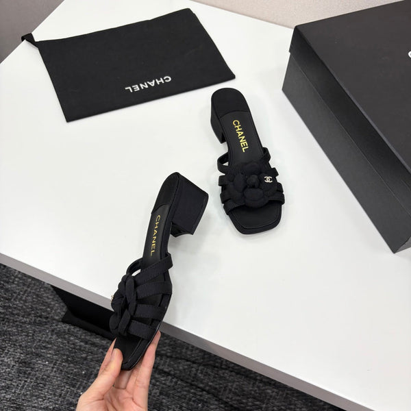 CC 25 Camellia Open Heel Mule Sandals 50mm Black Sheepskin And Fabric 368858