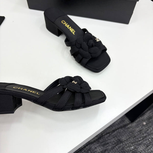 CC 25 Camellia Open Heel Mule Sandals 50mm Black Sheepskin And Fabric 368858