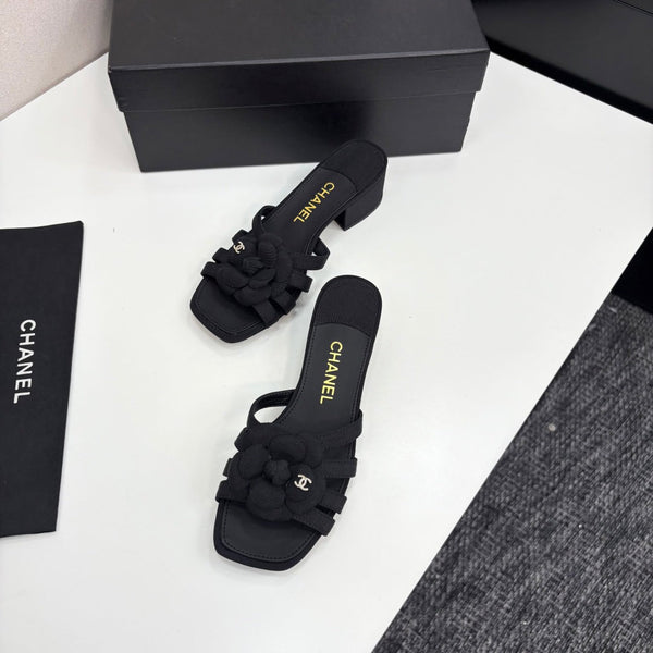 CC 25 Camellia Open Heel Mule Sandals 50mm Black Sheepskin And Fabric 368858