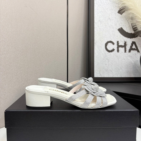 CC 25 Camellia Open Heel Mule Sandals 50mm Silver Stone Grain And Sheepskin 368859