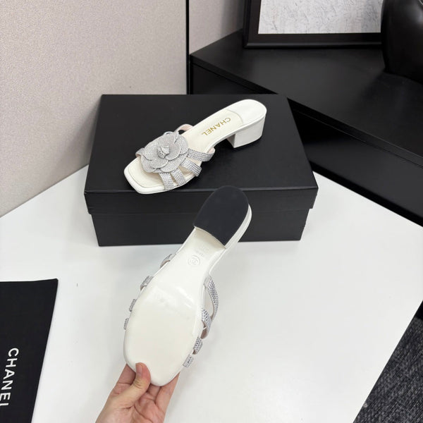 CC 25 Camellia Open Heel Mule Sandals 50mm Silver Stone Grain And Sheepskin 368859