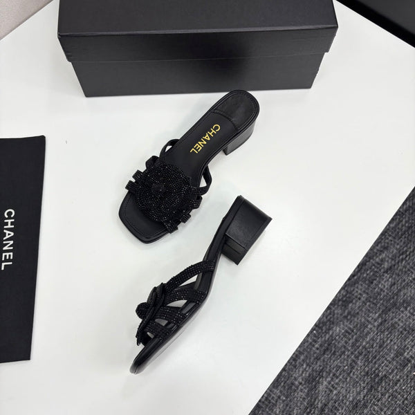 CC 25 Camellia Open Heel Mule Sandals 50mm Black Stone Grain And Sheepskin 368860