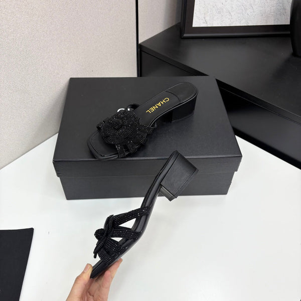 CC 25 Camellia Open Heel Mule Sandals 50mm Black Stone Grain And Sheepskin 368860