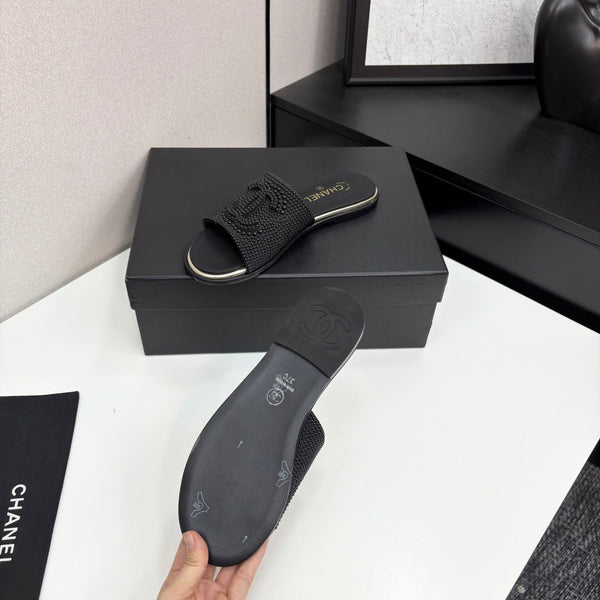 CC 25 Open Heel Mule Black Cultured Pearls And Sheepskin 368862