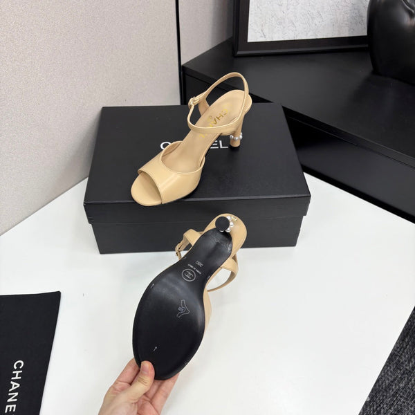 CC 25 Heel Sandals 80mm Beige Lambskin 368821