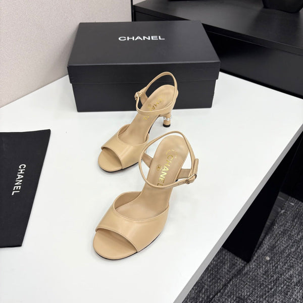 CC 25 Heel Sandals 80mm Beige Lambskin 368821