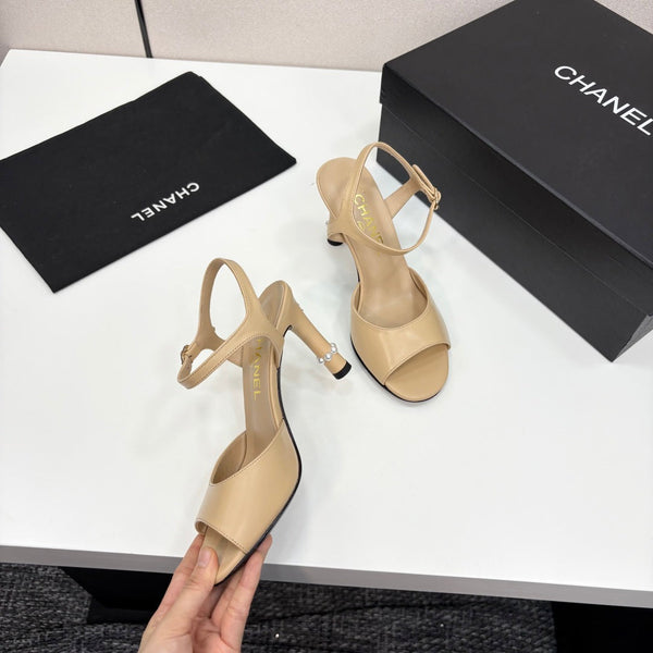 CC 25 Heel Sandals 80mm Beige Lambskin 368821